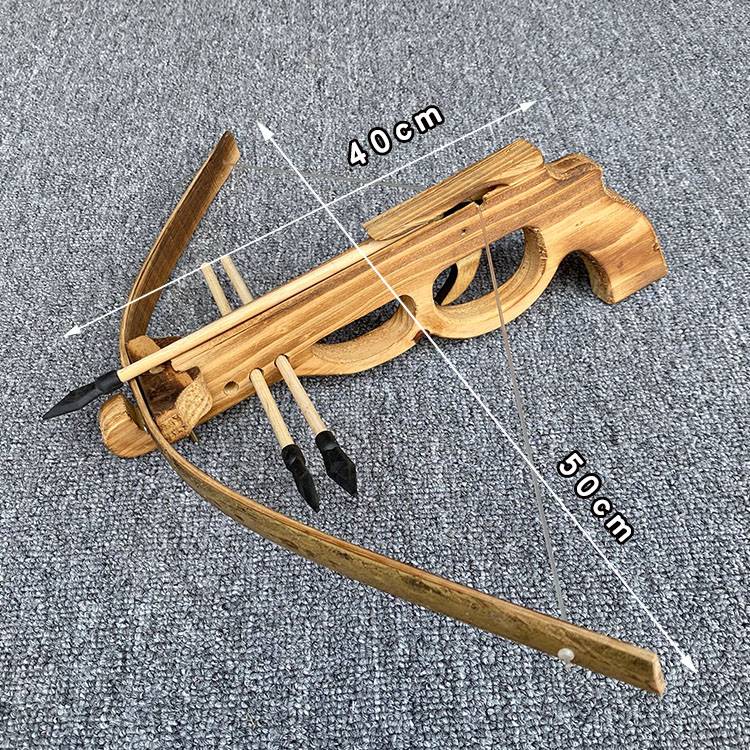 Hand crossbow+3 arrows